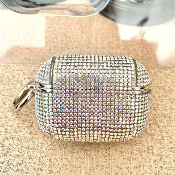 NWT Pink Iridescent Rhinestone AirPods Pro Case - Picture 9 of 10
